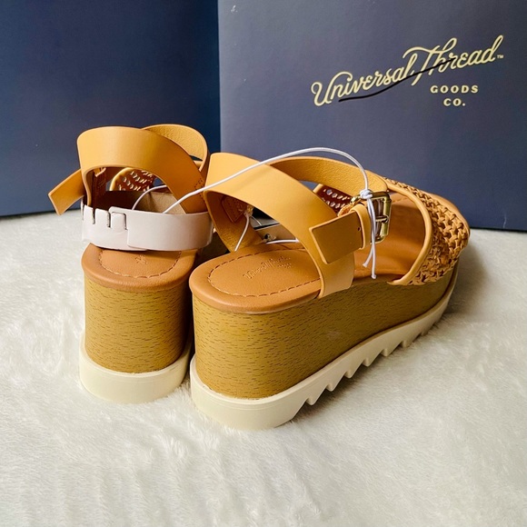 Wedge sandals Universal Thread - Picture 3 of 6